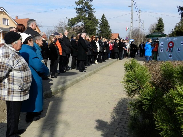 2017. március 15. 11